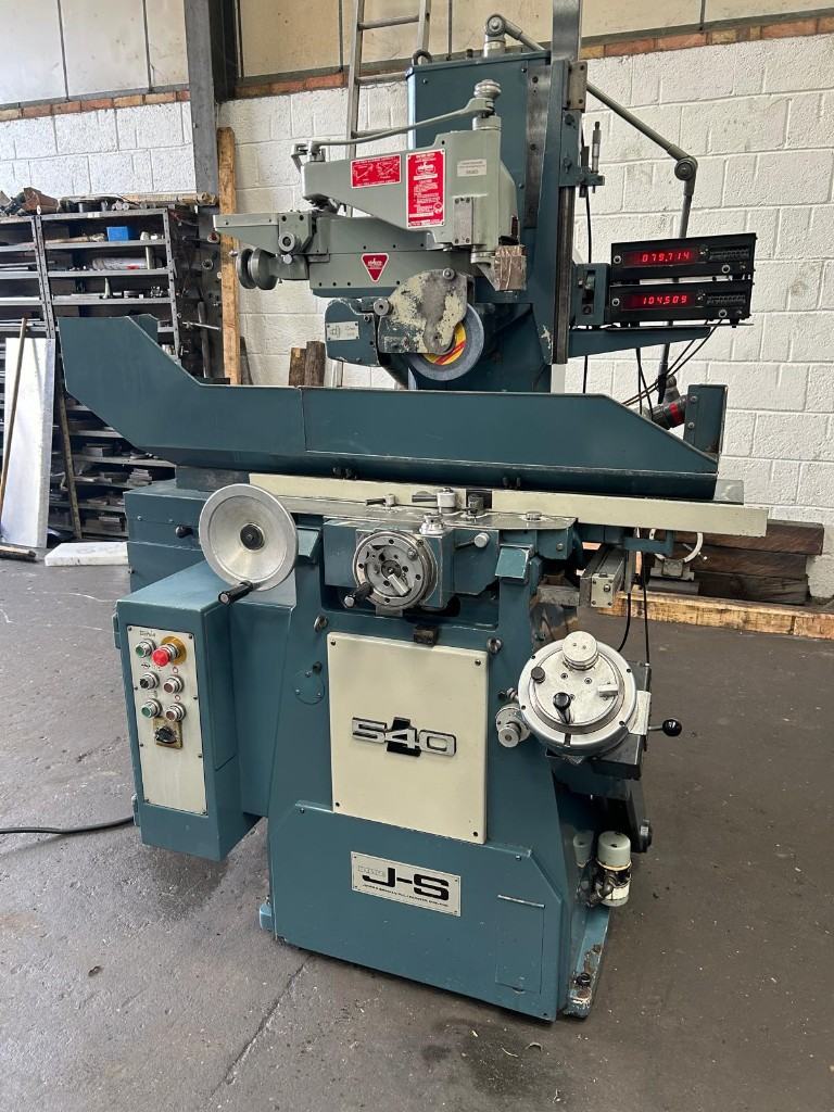 JONES AND SHIPMAN 540P SURFACE GRINDER DRO - DIAFORM - DUST EXTRACTION