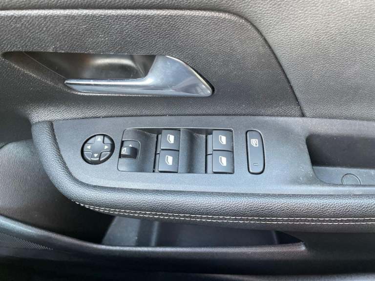 2023 Vauxhall Mokka 1.2 Turbo GS 5dr Auto HATCHBACK PETROL Automatic