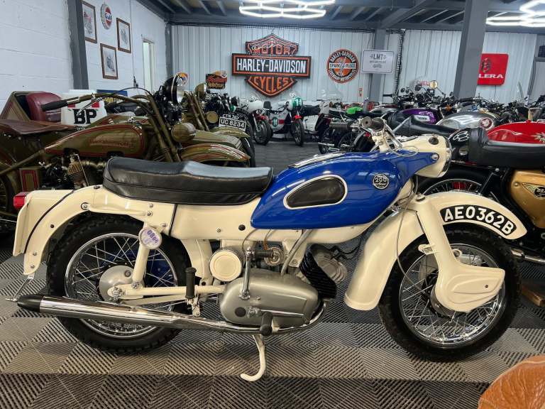 1964 Ariel Arrow 200 cc Twin Two Stroke, SHOW WINNER! stunning bike, px 