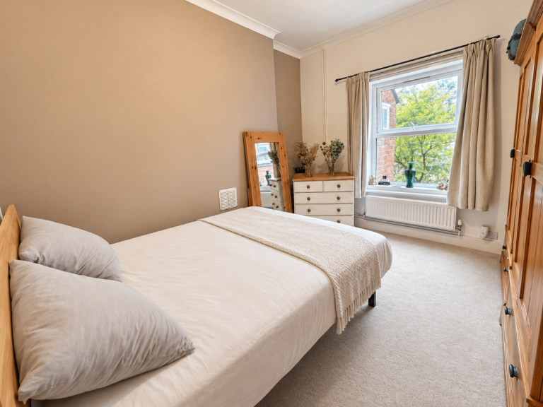 Furnished Room with Bills Included