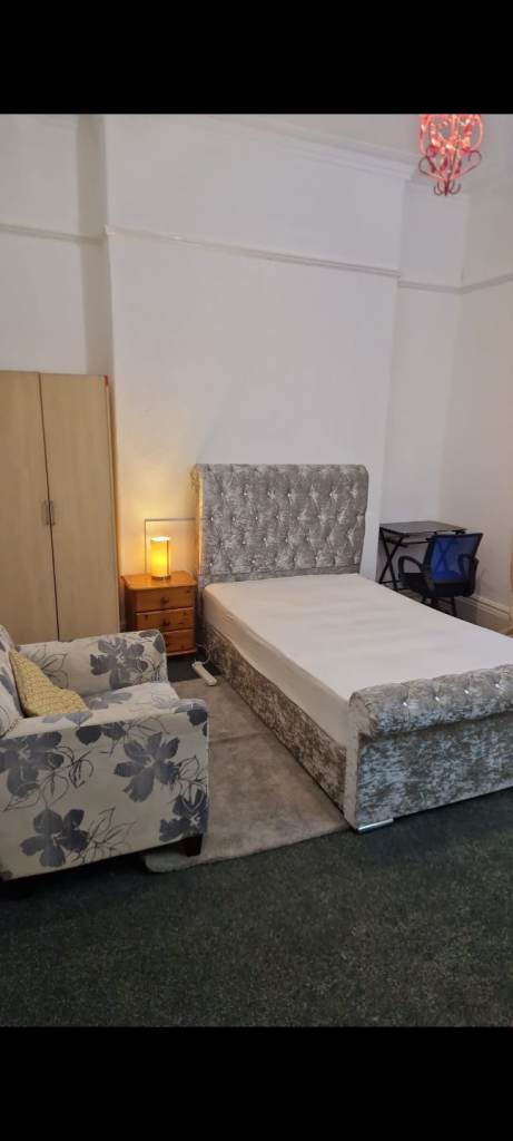 Room to rent in shared house