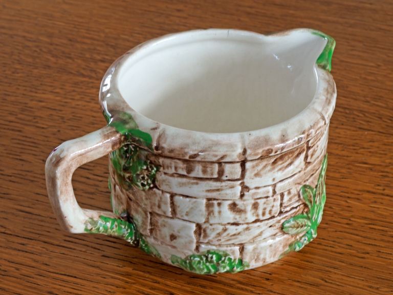 Falcon Ware Wishing Well Jug 1930s - EXCELLENT Condition 