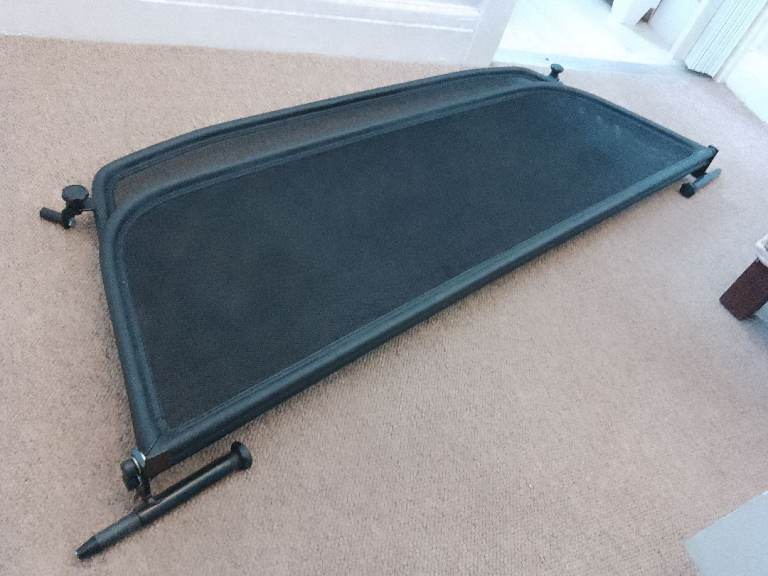 BMW series 2 cabriolet wind deflector
