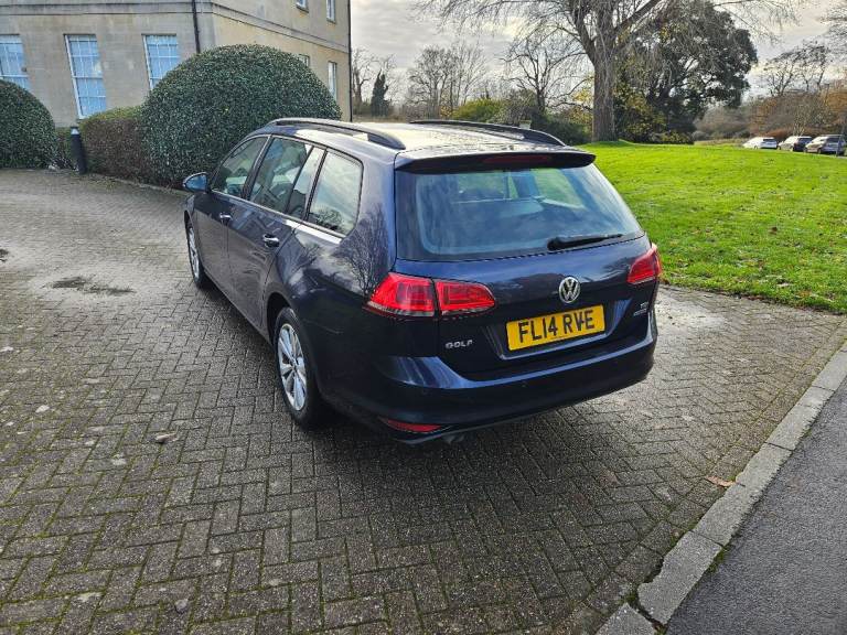 Volkswagen golf 1.6tdi bluemotion technology economy model estate £20 ayear tax FSH