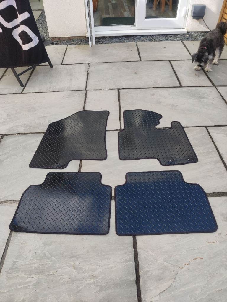 Kia Sportage 2010-2015 tailored car mats