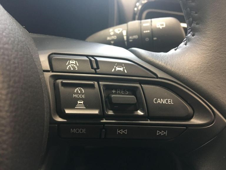 2025 Toyota Yaris 1.5 VVT-h Excel Hatchback 5dr Petrol Hybrid E-CVT Euro 6 (s/s) (130 ps) HATCHBA...