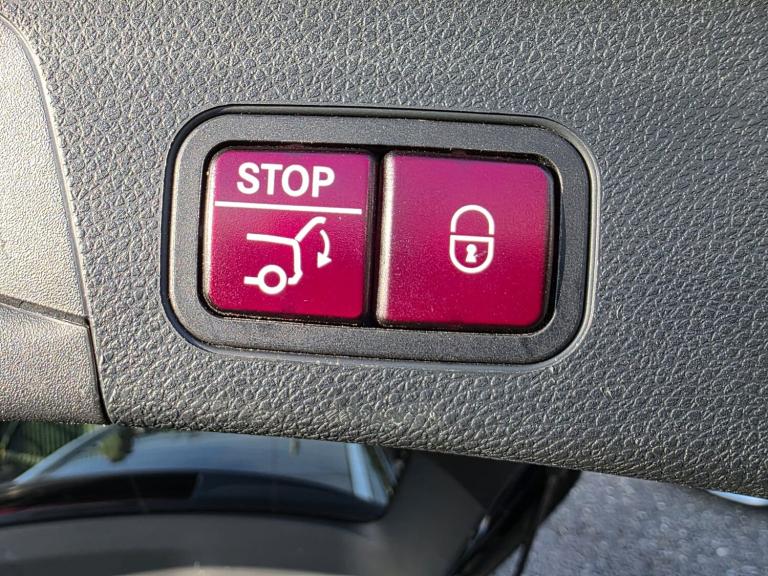 2015 Mercedes-Benz C Class 2.1 C220 BlueTEC AMG Line Estate 5dr Diesel Diesel