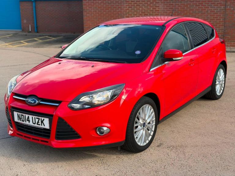 2014 Ford Focus 1.0T EcoBoost Zetec Euro 5 (s/s) 5dr HATCHBACK Petrol Manual