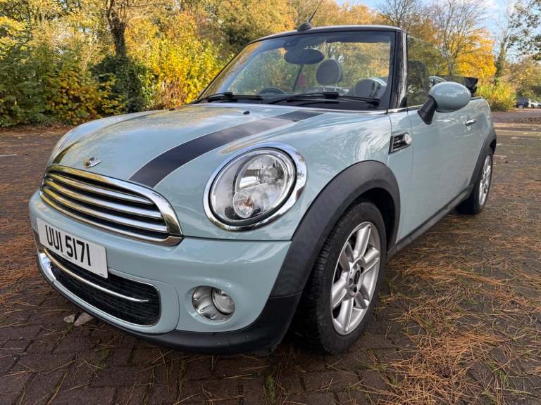 image for MINI CONVERTIBLE 1.6 Cooper D Convertible 2013