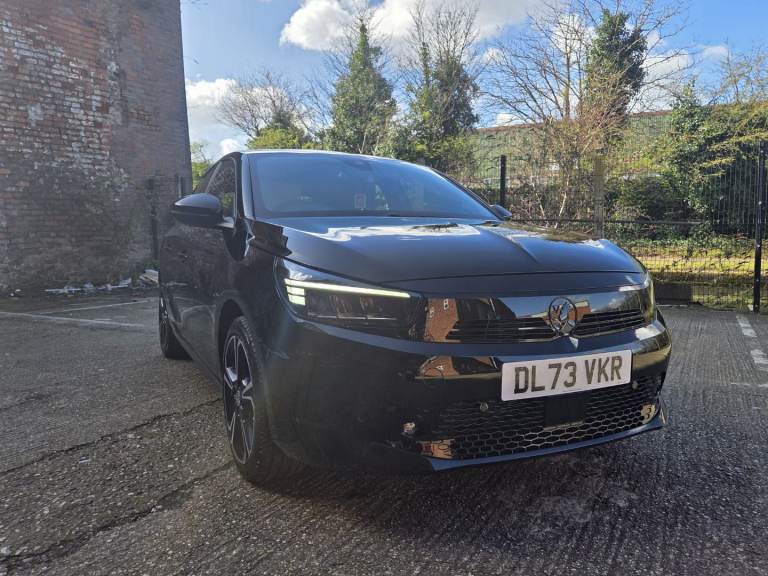 Vauxhall Corsa 73 reg 32000 miles bargain