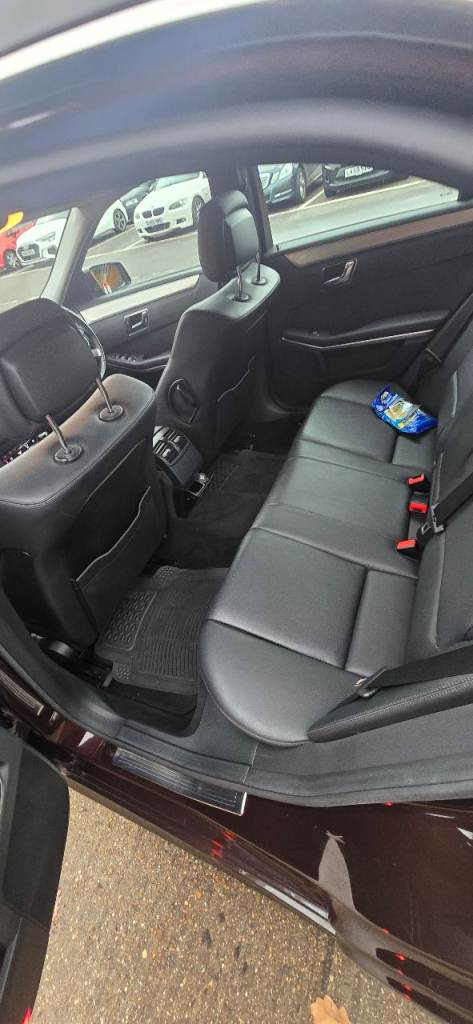 Mercedes-Benz, E CLASS, Saloon, 2010, Manual, 2143 (cc), 4 doors