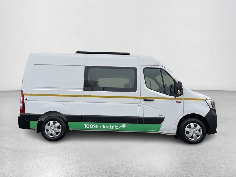 2021 Renault Master ZE 56KW FWD 3T1 L2 H2 ED MESS CREW CAB Unlisted Electric PANEL VAN Electric M...
