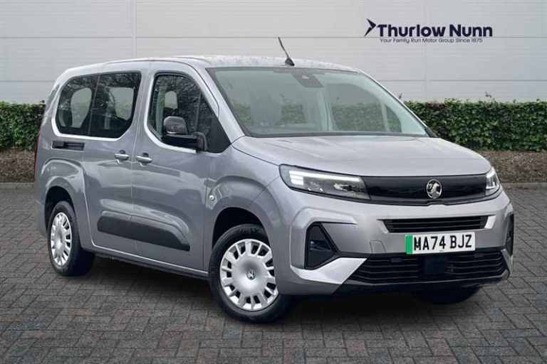 2024 Vauxhall Combo Life 100kW Design XL 52kWh 5dr Auto [7 Seat] MPV ELECTRIC Automatic