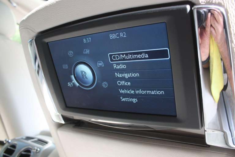 ROLLS-ROYCE GHOST 6.6 V12 2012