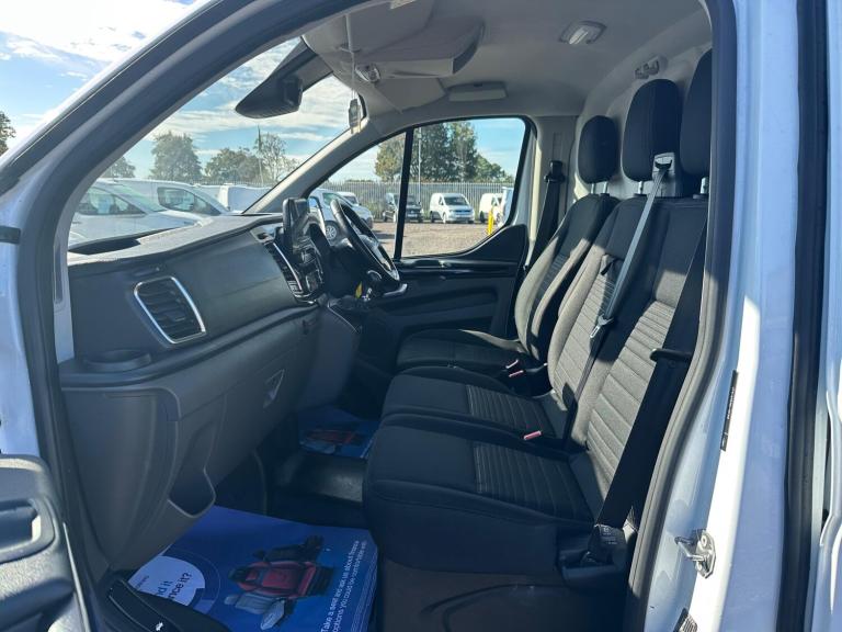 2022 Ford Transit Custom 2.0 300 EcoBlue Limited L1 H1 Euro 6 (s/s) 5dr PANEL VAN Diesel Manual