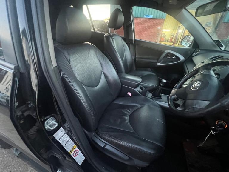 2008 Toyota RAV4 2.2 D-4D XT-R 5dr ESTATE Diesel Manual