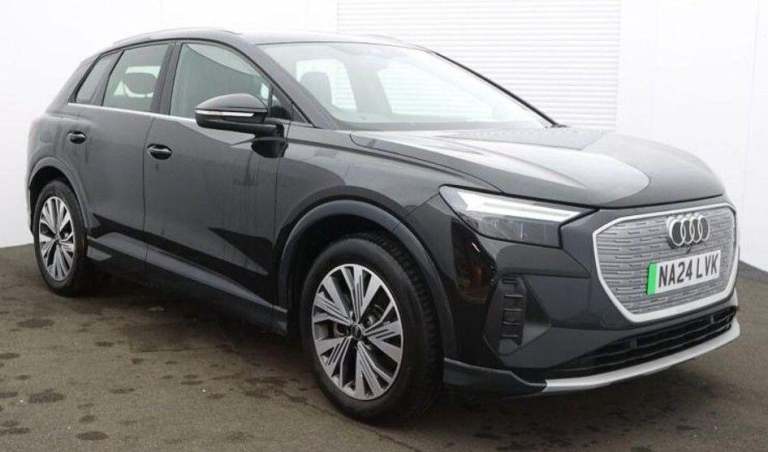 2024 Audi Q4 e-tron Q4  Sport 45 e-tron  210,00 kW SUV ELECTRIC Automatic