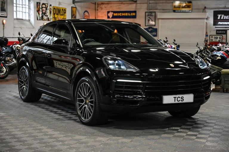 Porsche Cayenne 3.0T V6 Coupe Pan roof Bose 21" alloys Sports chrono Heated S/W
