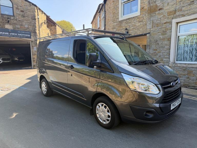 2017 Ford Transit Custom TREND 2.0 TDCi 130ps DIESEL Van no vat low miles one owner  PANEL VAN Di...