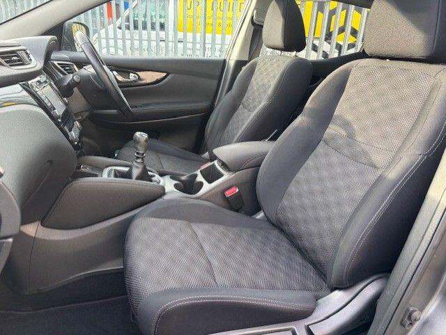 2016 Nissan Qashqai 1.5 dCi N-Connecta 2WD Euro 6 (s/s) 5dr HATCHBACK Diesel Manual