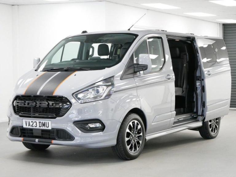 23 FORD TRANSIT CUSTOM 320 2.0 EBL 170 BHP SWB SPORT 5 SEATER CREWCAB ( NO VAT )