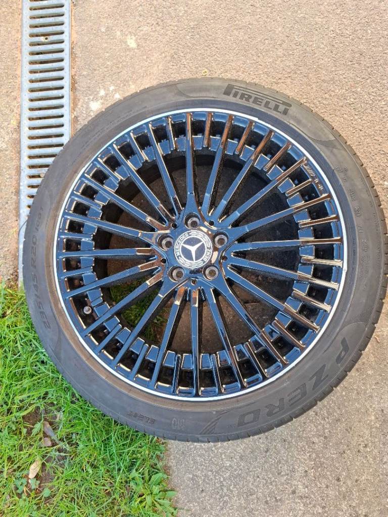 AMG 235/45/R20 Wheel and Tyre