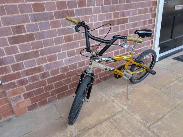 Magna Aluminium Frame Bike