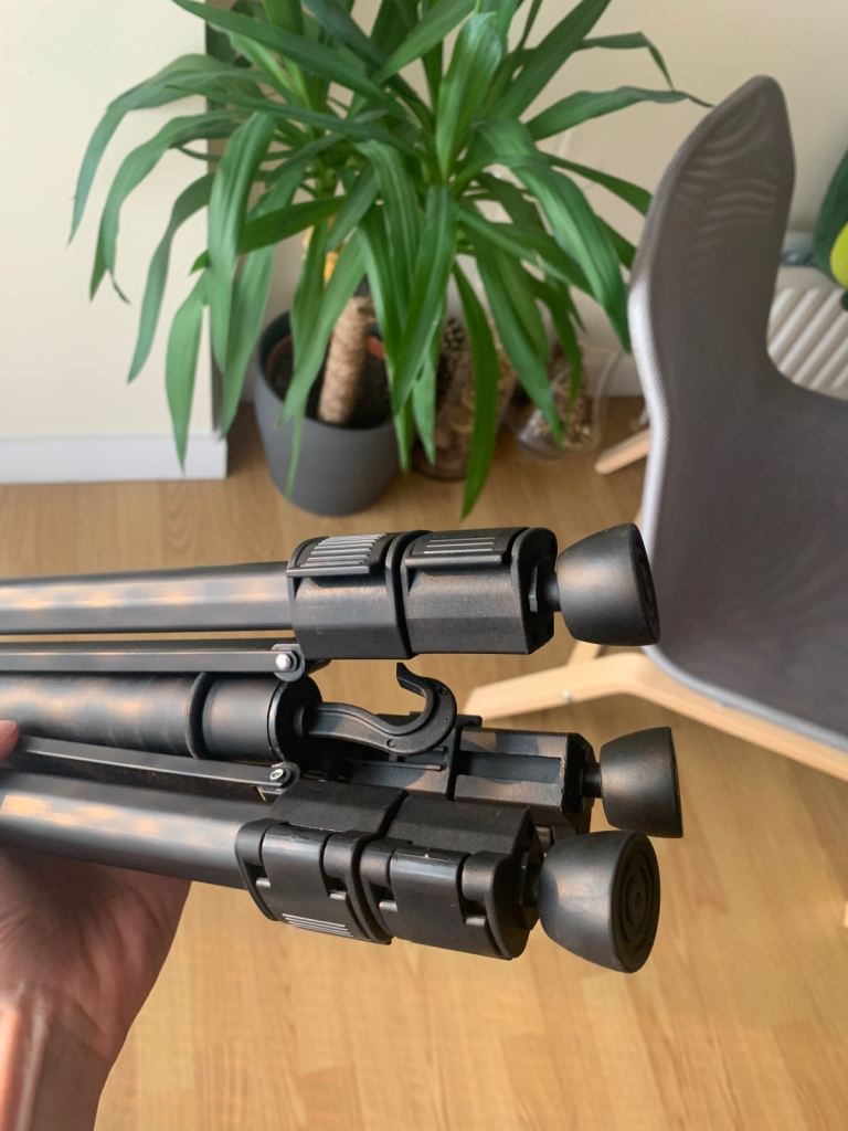 Ravelli camera tripod, max height 154cm