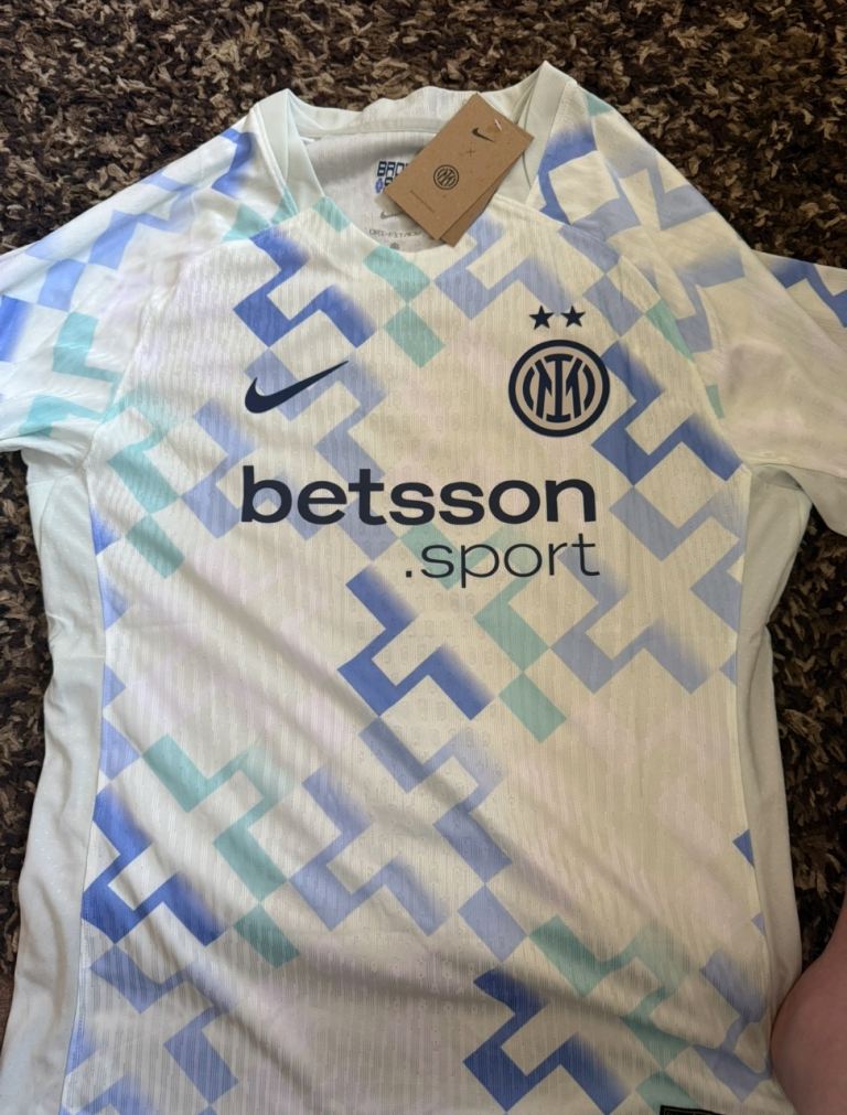 Inter Milan Away XL Player Edition 