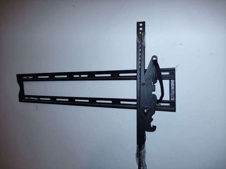 SLIM WALL BRACKET FOR TV'S 0-50 INCHES