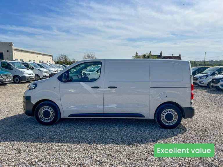 2020 Peugeot Expert MWB L2H1 Low Roof Professional Air Con Sensors EURO 6 NO VAT Panel Van Diesel...