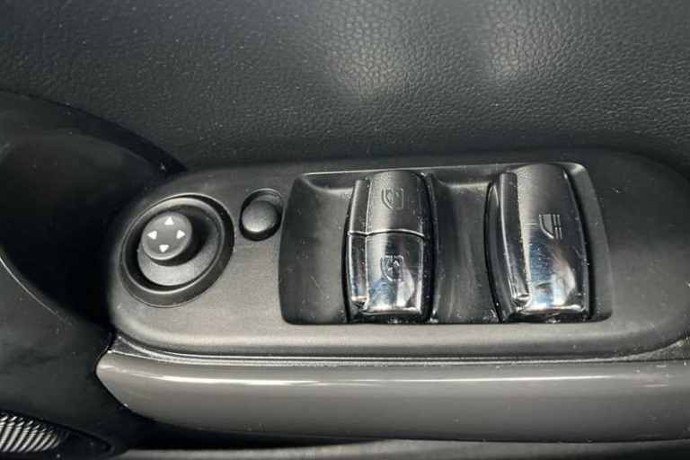 2018 MINI Convertible 1.5 Cooper Classic II 2dr CONVERTIBLE PETROL Manual