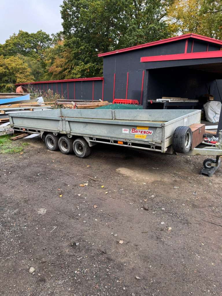 Braked Bateson trailer triple Axle 3500kg Trailer 4.8m bed 1.8m wide