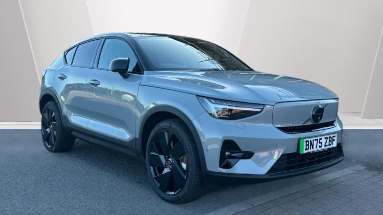 2025 Volvo EC40 Black Edition Ultra, Single Motor Extended Range ESTATE Electric Automatic