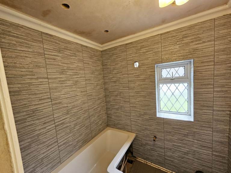 PROFESSIONAL TILER – 25+ YEARS EXPERIENCE | KINGSTON & SOUTH WEST LONDON