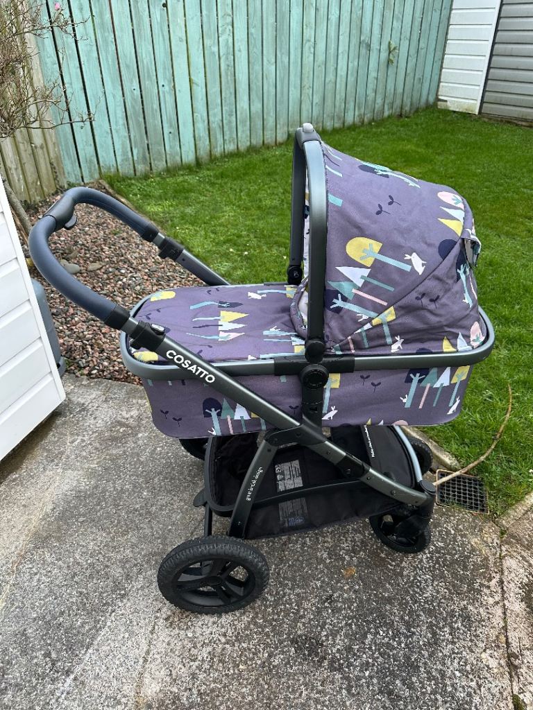 Cosatto WOW 2 travel system