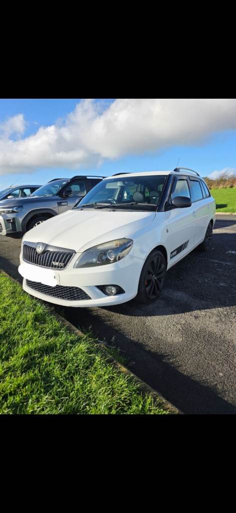 Skoda, FABIA, Estate, 2011, Semi-Auto, 1390 (cc), 5 doors