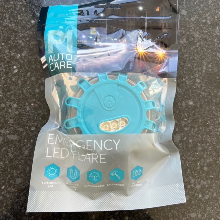 P1 Autocare LED Flare Car Emergency Light Roadside Safety Weatherproof Magnetic