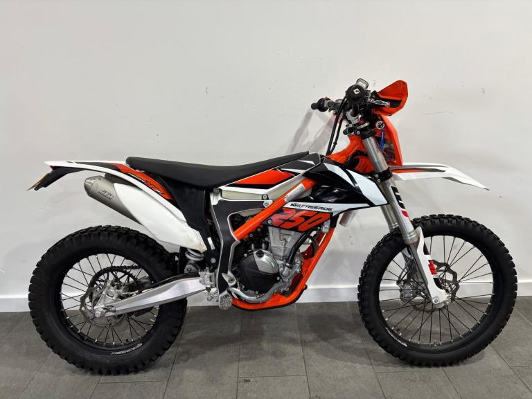 2018 KTM FREERIDE 250F, Fully Adjustable WP Suspension, Twin Silencers