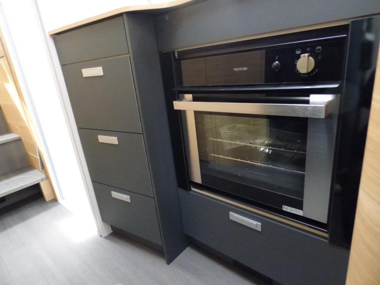 Adria Matrix 670 SL 60Y  Anniversary Edition DIESEL AUTOMATIC 2025