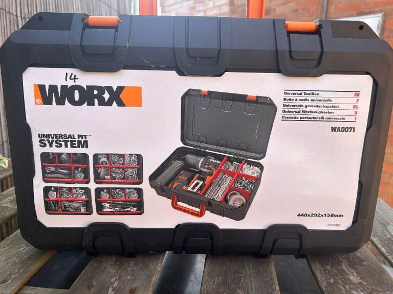 Universal Tool Box - Worx