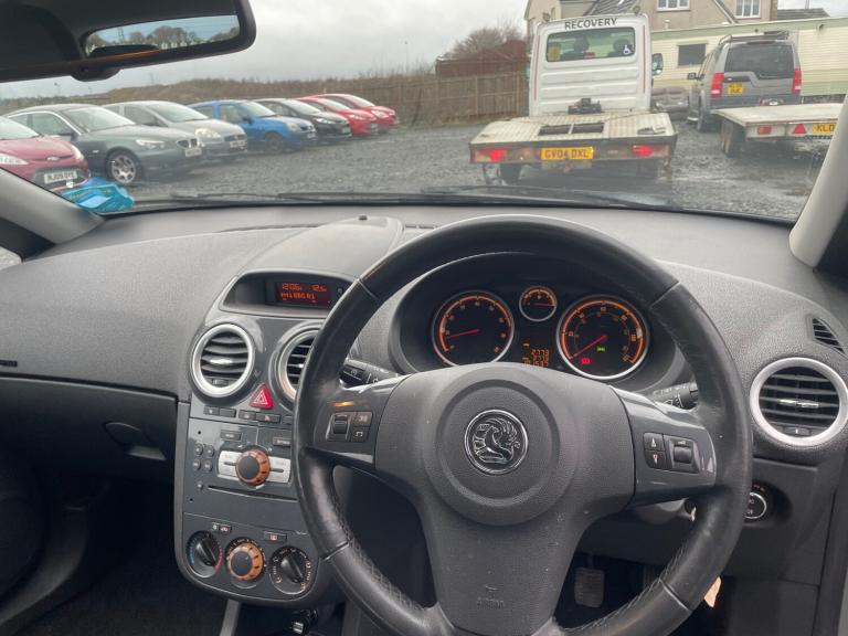 2011 Vauxhall Corsa 1.2i 16V [85] SE 5dr HATCHBACK Petrol Manual