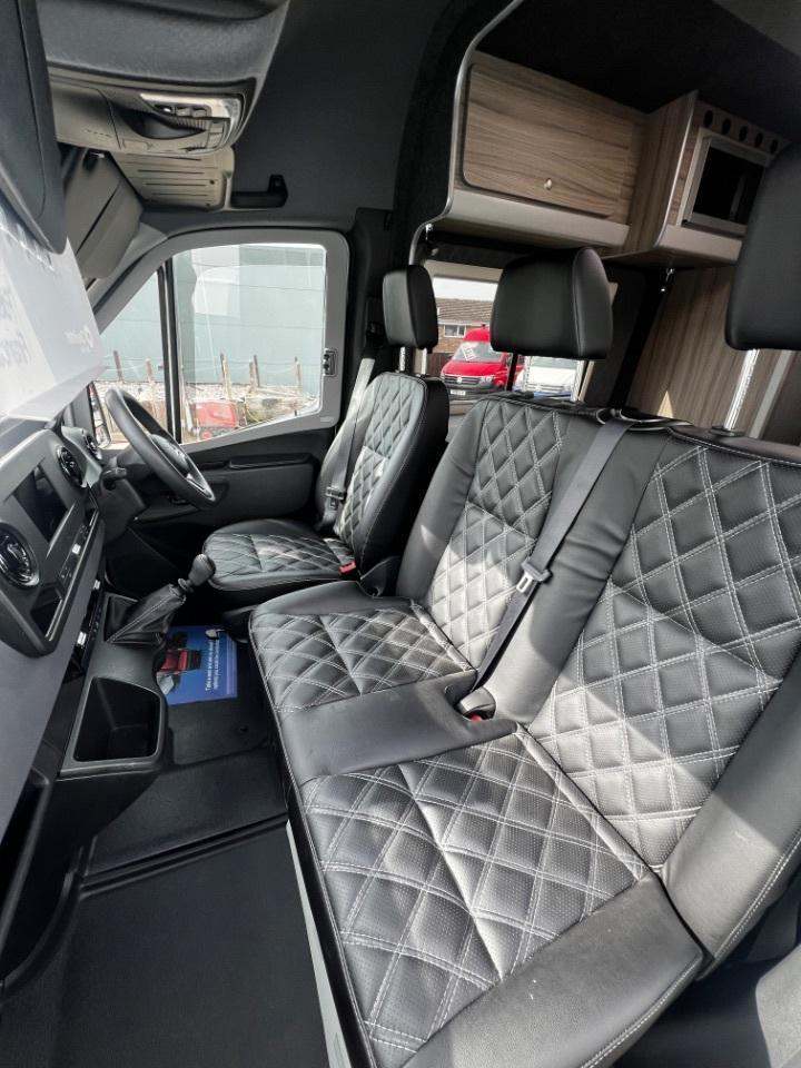 2021 Mercedes Benz Sprinter 3.5t H2 Progressive campervan racehome 5 door Cam...