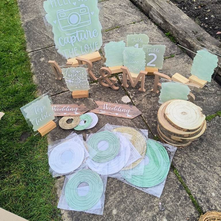 Wedding venue decorations 