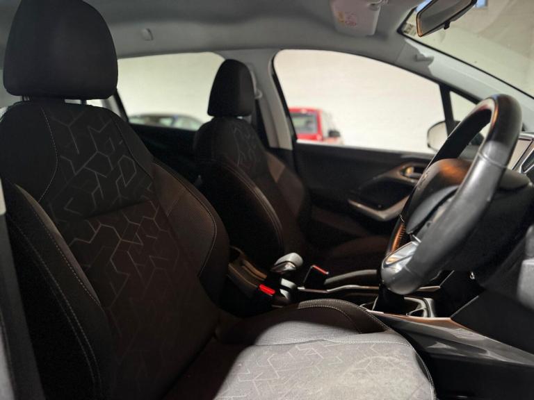  Peugeot 2008 1.2 PureTech Active Euro 6 (s/s) 5dr Petrol Manual