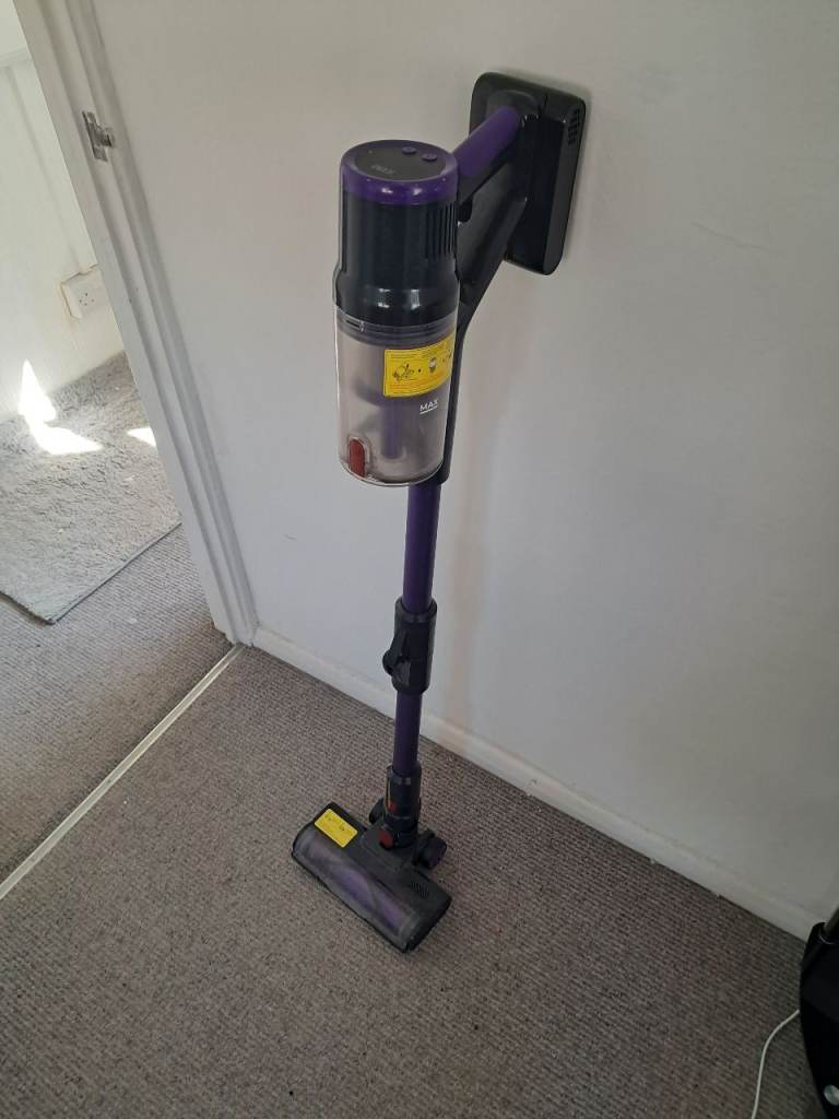Cordless vacuum cleaner (with charger)