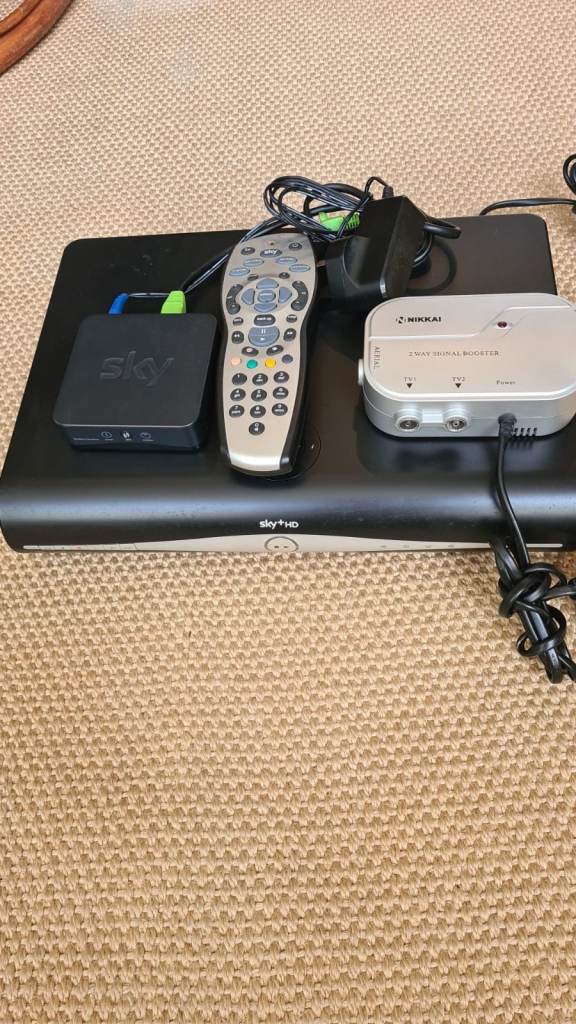 Sky+HD Box (DRX890-C) with Remote, Wifi Connection Unit and Signal Booster