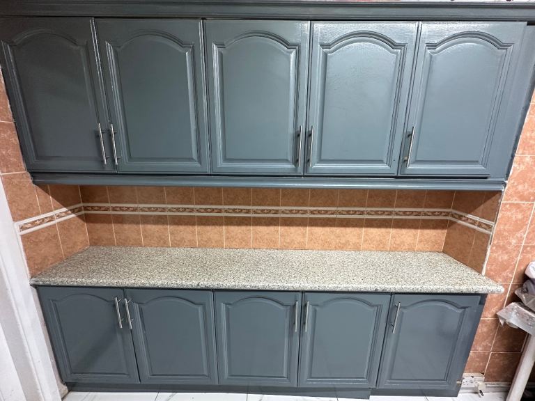 🔥REDUCED PRICE 🔥 Solid Wood Kitchen Units + Sink & Worktops – Good Condition – Open to Offers
