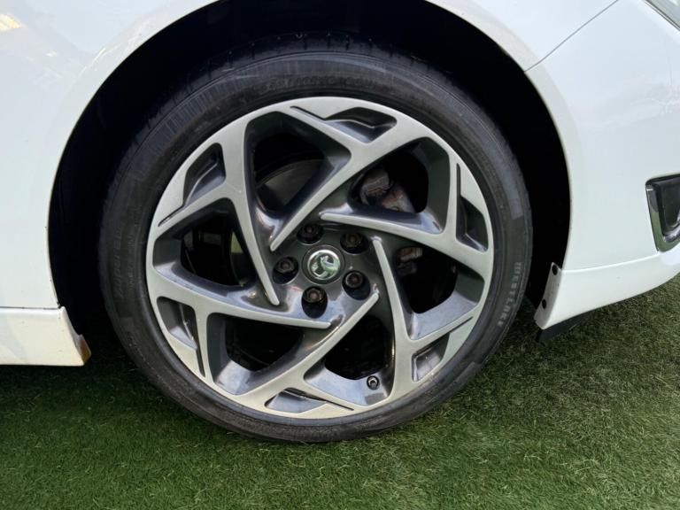 2015 Vauxhall Insignia 1.4i Turbo Limited Edition Hatchback 5dr Petrol Manual Euro 6 (s/s) (140 p...