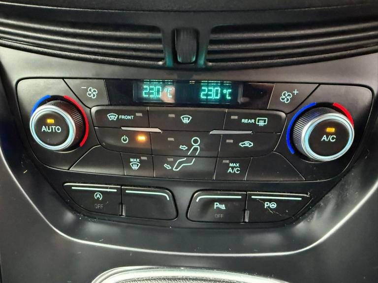 2019 Ford Kuga 1.5T EcoBoost ST-Line Euro 6 (s/s) 5dr HATCHBACK Petrol Manual